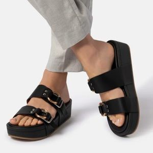 LIKE NEW Dolce Vita Cici slide sandal size 9 black platform Black Stella